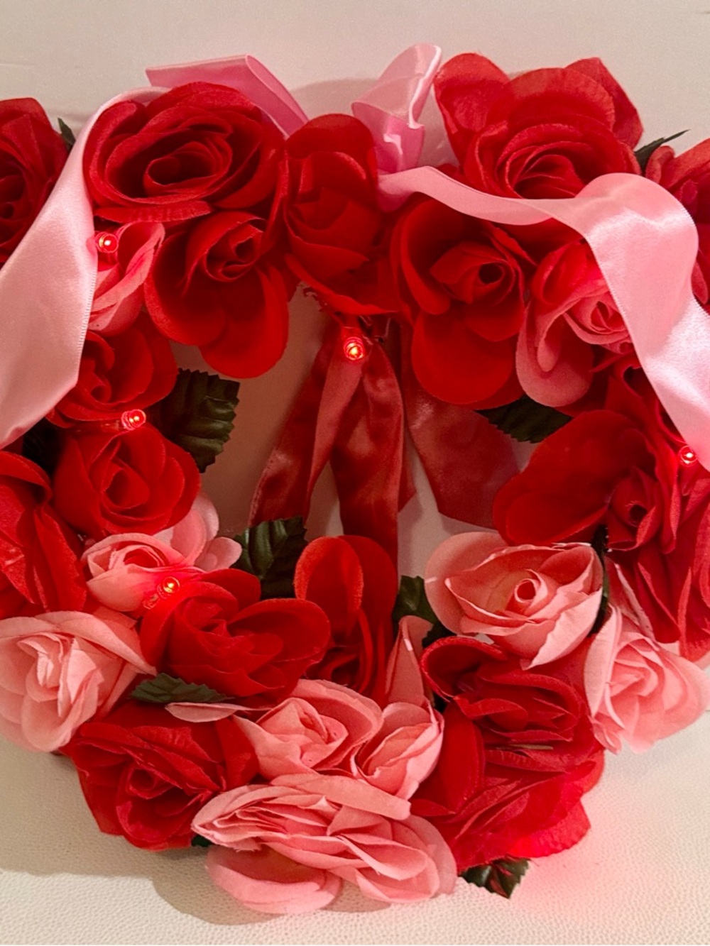 Avon Valentine Heart Rose Wreath Lighted Red Pink Floral Wall Hanging LED Decor - Picture 6 of 13
